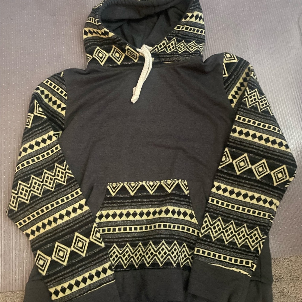 Aya-huma Hoody